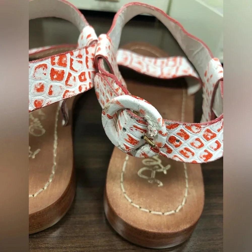 Alice + Olivia Sandals - Picture 7 of 9